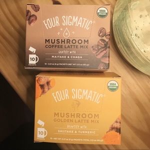 Four Sigmatic Mushroom Coffee Latte & Golden Latte